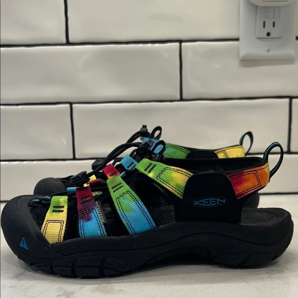 Keen Kids' Newport Retro Tye-Dye Adventure‎ Waterproof Sandals
